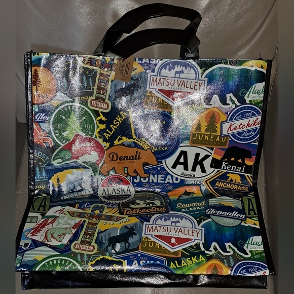 ALASKA OUTPOST REUSABLE TOTE BAG - Picture 9 of 16